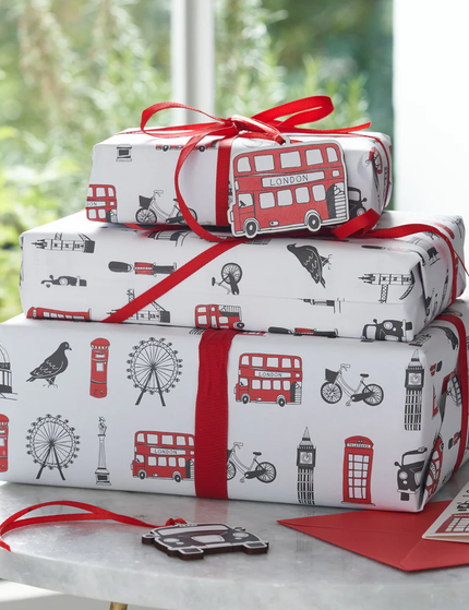 gift-wrapping