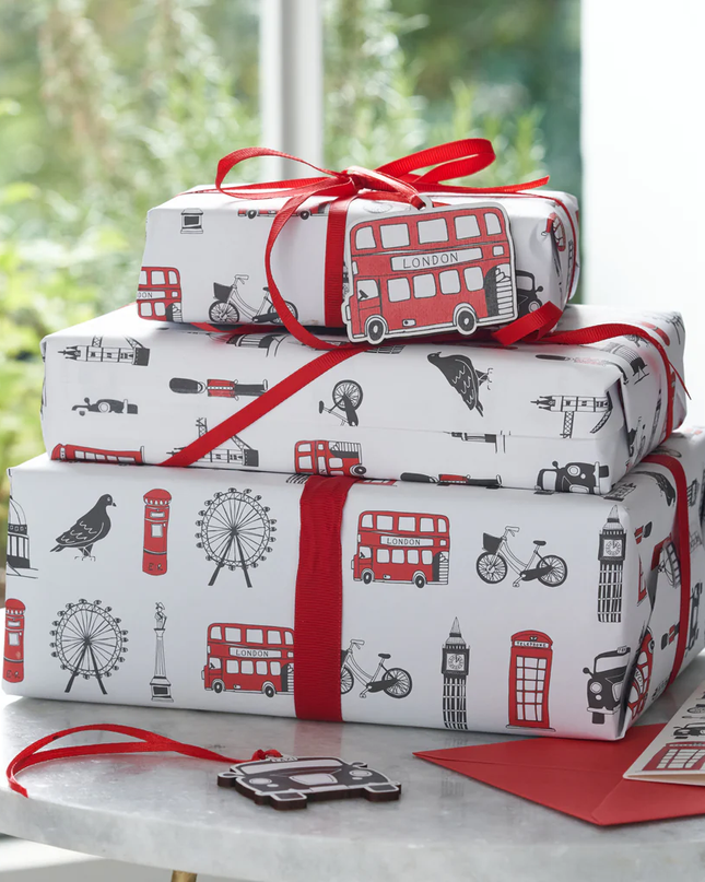 gift-wrapping